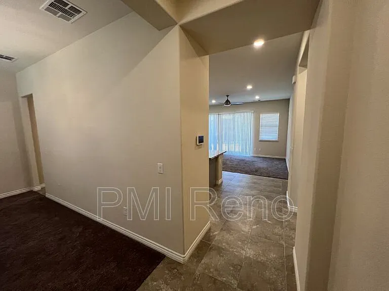 8378 Simsbury Dr — Photo 4