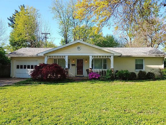 2nd image of 496 Lamont Dr