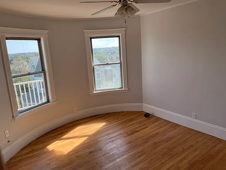 37 Westmoreland St #3 — Photo 10