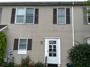203 Poplar Dr #203, Reading, PA 19606