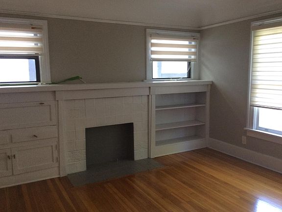 4th image of 244 1/2 N Kenwood St #244-1/2