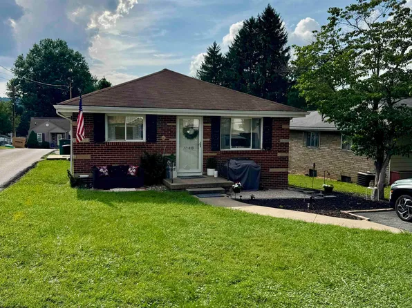 413 Stout St, Bridgeport, WV 26330