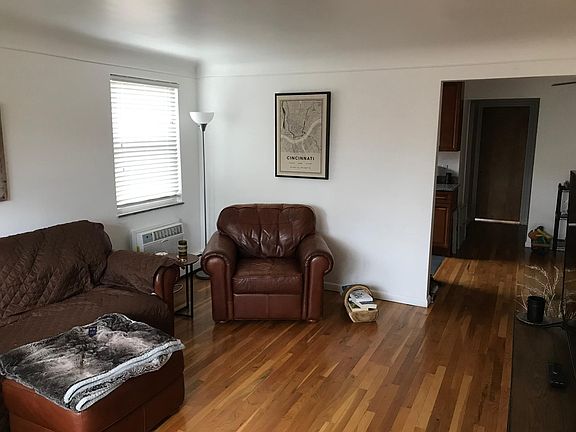 2nd image of 2741 Cypress Way APT 2