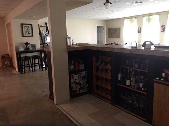 4th image of 2828 Jefferson Ave #2