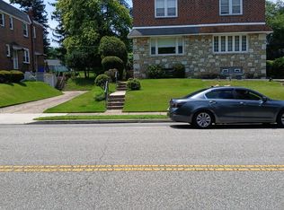 8424 Large St, Philadelphia, PA 19152