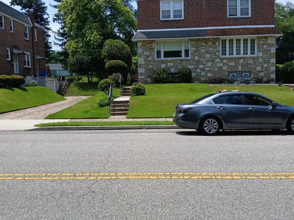 8424 Large St, Philadelphia, PA 19152