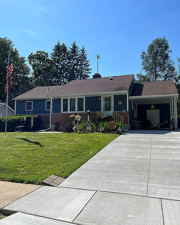 2nd image of 111 Milestone Rd