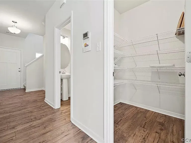 6504 Monroe Arbor Ln — Photo 4