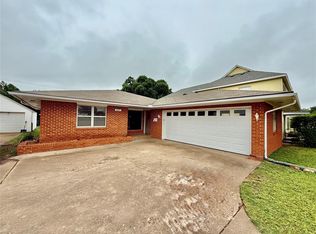 617 S 9th St, Kingfisher, OK 73750