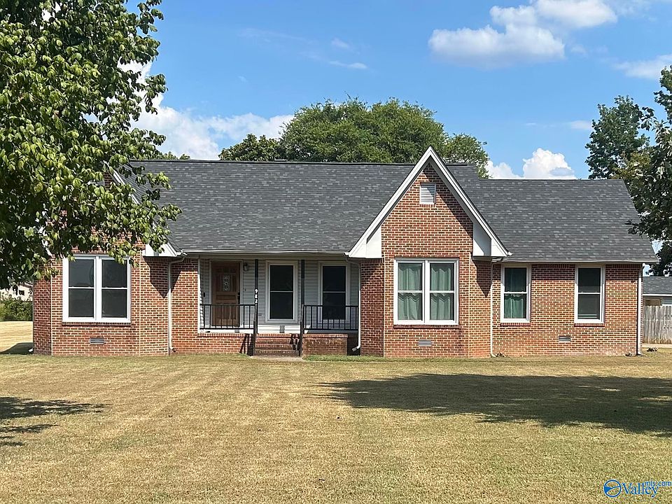 1st image of 982 Patterson Ln