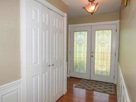 5th image of 5709 Pineview Dr