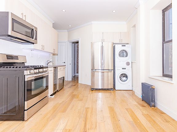 2nd image of 920 Bushwick Ave #1G