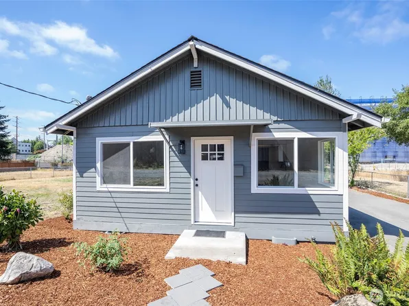 3574 S Crandall Lane, Tacoma, WA 98418