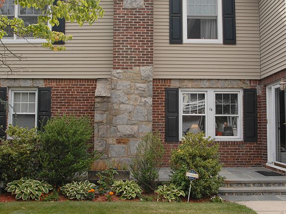 2nd image of 14 Gilbert Ct