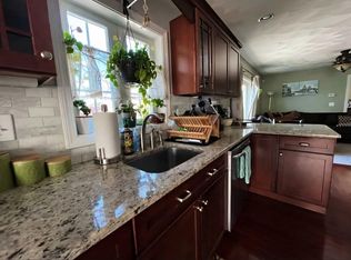 15 Glen Ave APT 2, Methuen, MA 01844