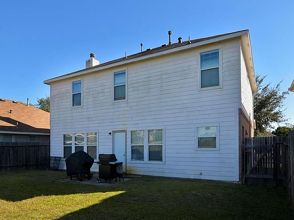2nd image of 20319 Mammoth Falls Dr