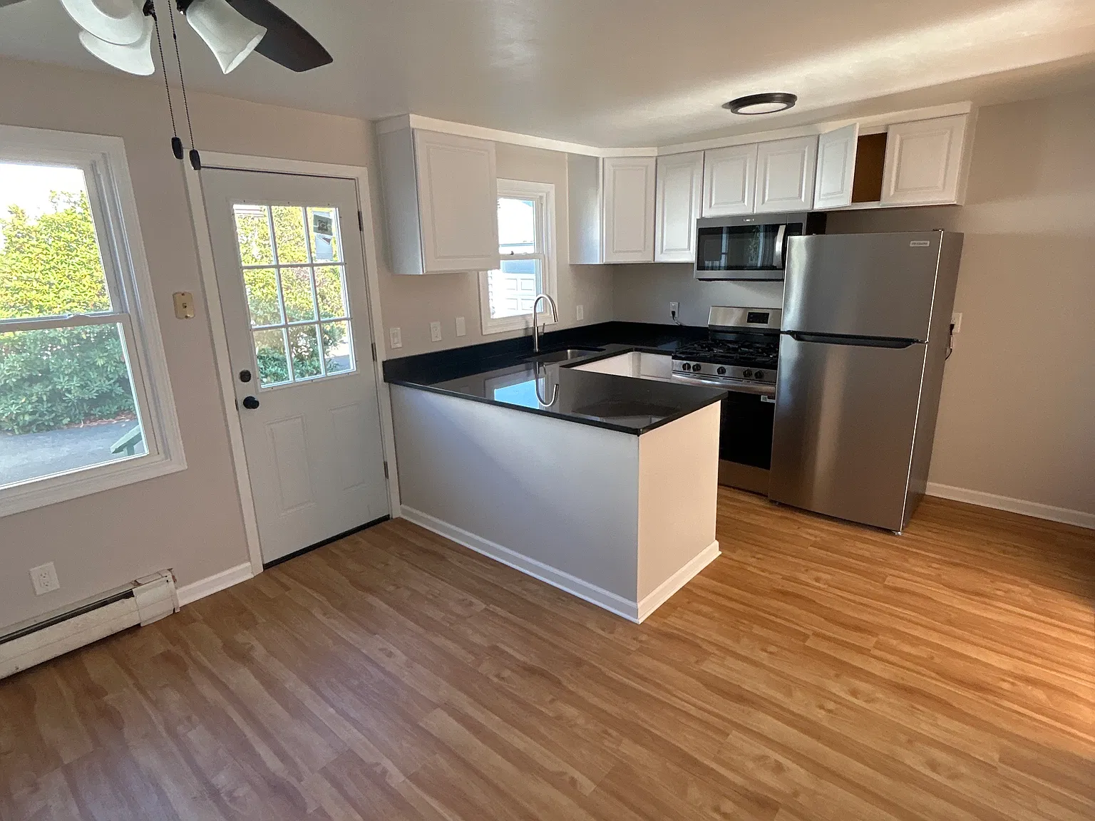 2 bed, $1,250 — Photo 4