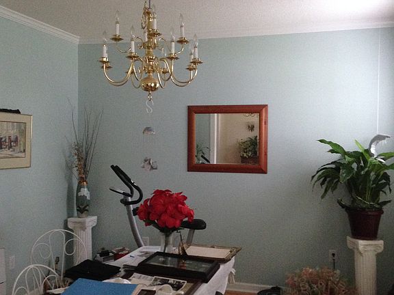 Separate dining room