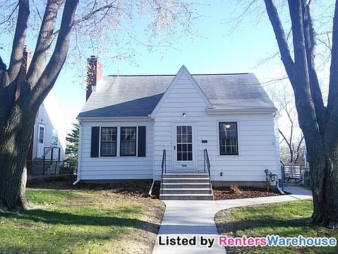 1st image of 1608 Ross Ave