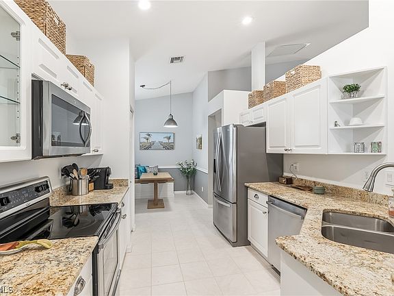 5th image of 9004 Springview Loop