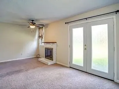 2 bed, 1284 sqft, $1,500 — Photo 1