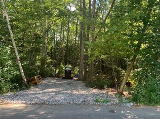 12 Carrie Dr, Merrimack, NH 03054
