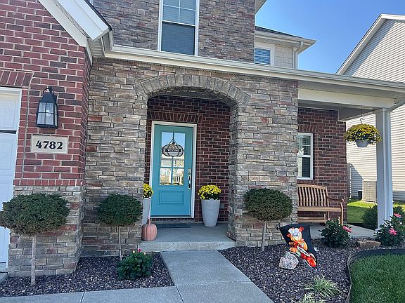 3rd image of 4782 Windstone Dr
