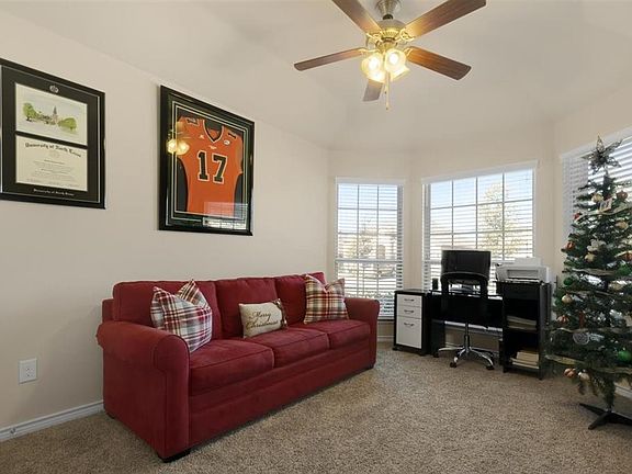 5th image of 628 Brock Dr