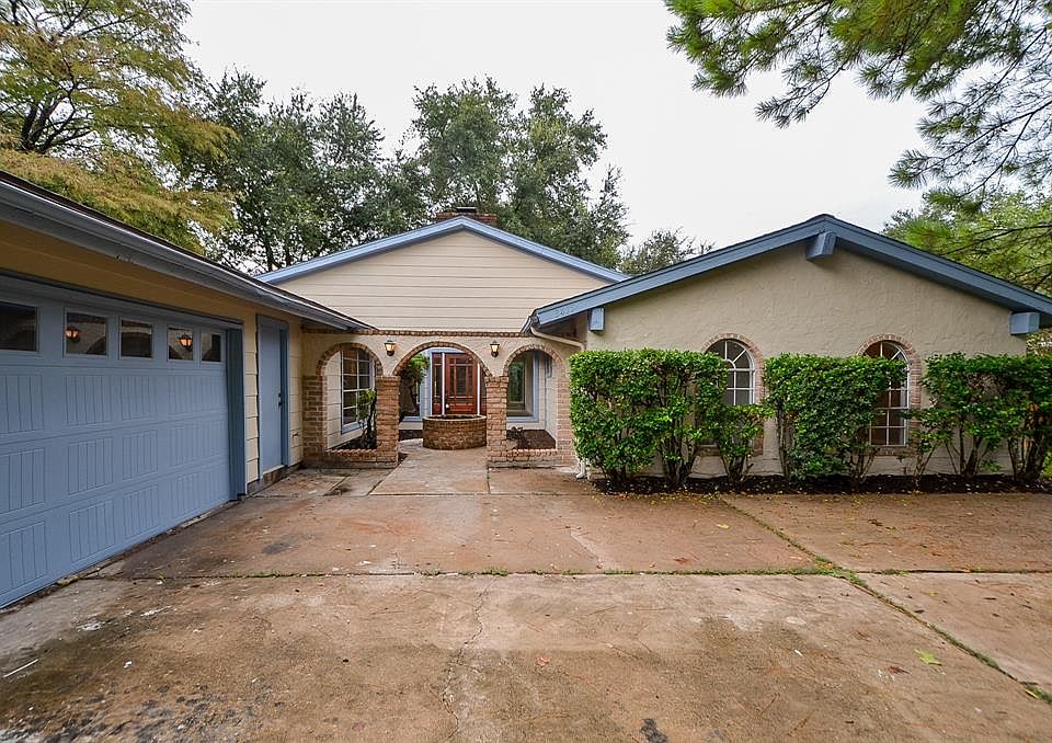 1st image of 3415 High Pine Ct