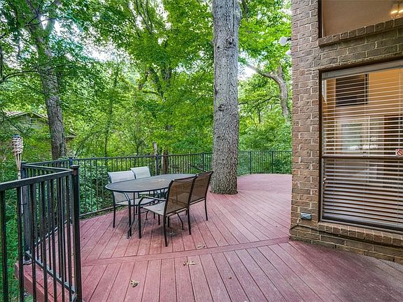 4th image of 1322 Bow Creek Dr