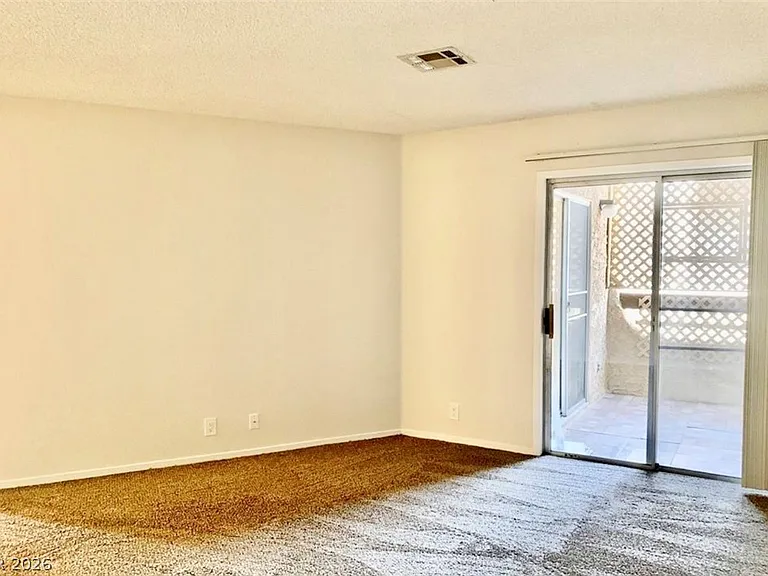 5061 Pioneer Ave #202 — Photo 16