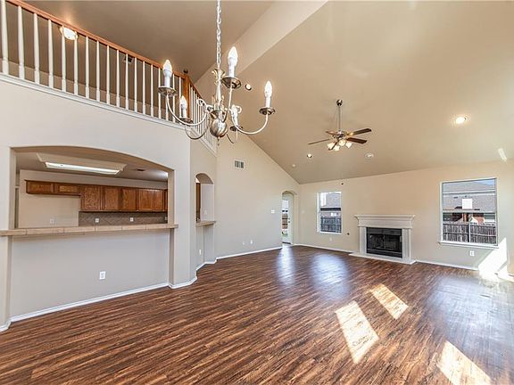 5th image of 1301 Cedar Branch Dr