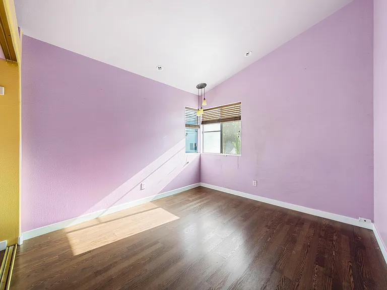 5057 Keeney St — Photo 18