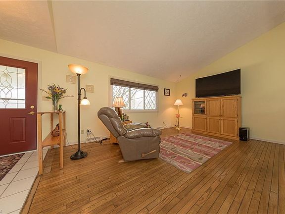 5th image of 11650 Pinewood Trl