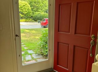 35 Chestnut St, Concord, MA 01742