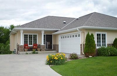 Beautiful Condo In A Great Location!