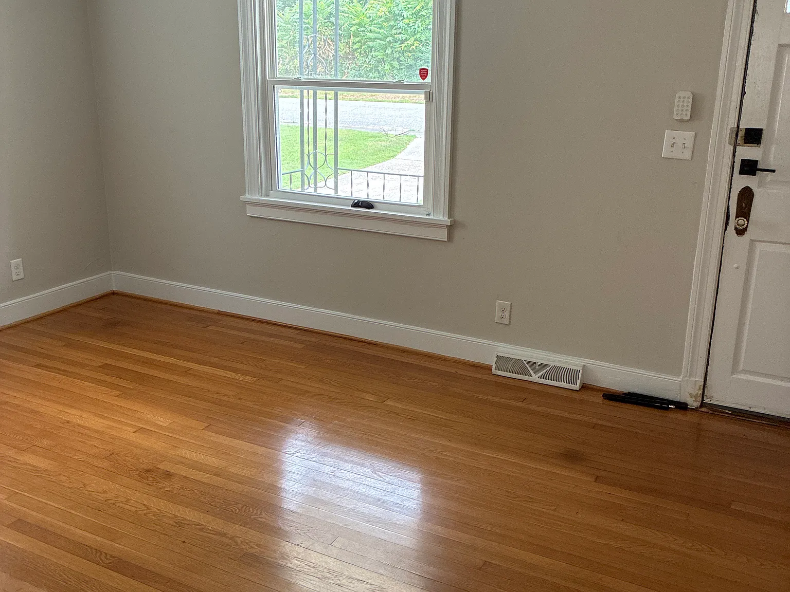2 bed, 768 sqft, $1,500 — Photo 2