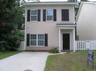 2205 E 37th St, Savannah, GA 31404