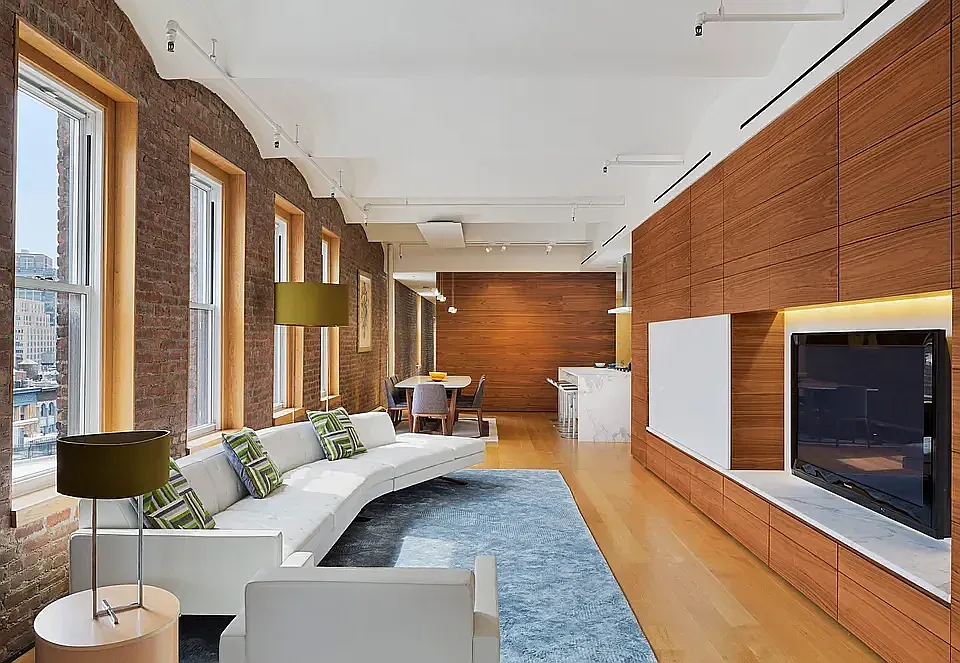 543 Broadway #9