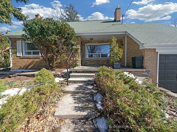 2nd image of 29 Tremont Rd