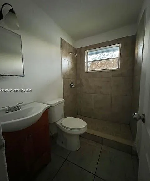 2746 Johnson St #W — Photo 26