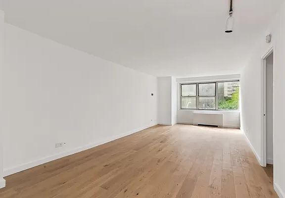 2nd image of 155 W 68th St APT 409