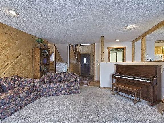 001_Living Room