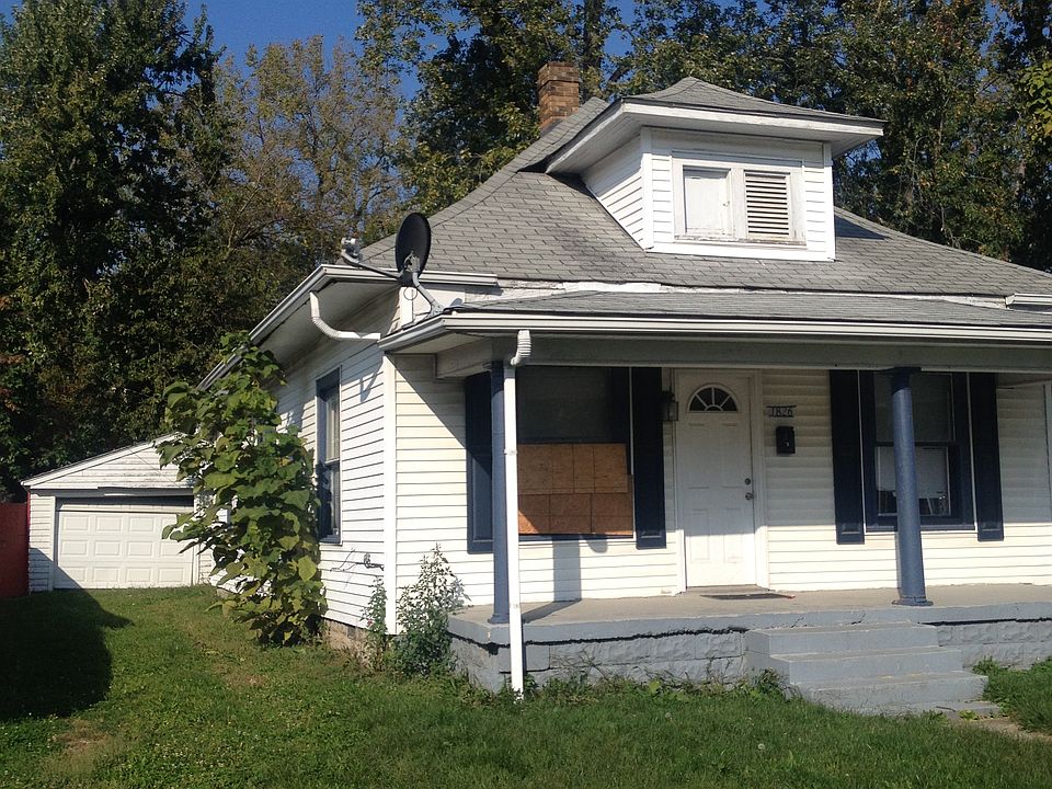 1st image of 1826 N Parker Ave