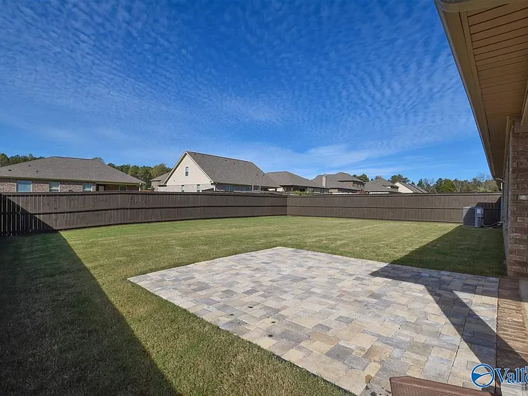 304 Fenrose Dr — Photo 30