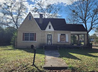 896 Roseview Dr, Macon, GA 31217