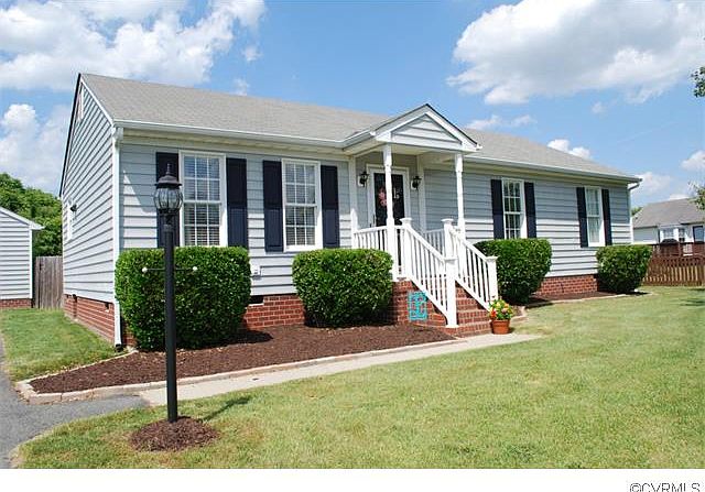 1st image of 7004 Meredith Farms Dr