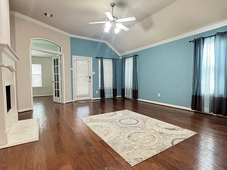 11931 Green Colling Park Dr — Photo 6
