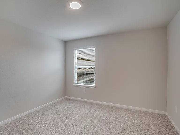 1007 Coolridge Ct — Photo 17