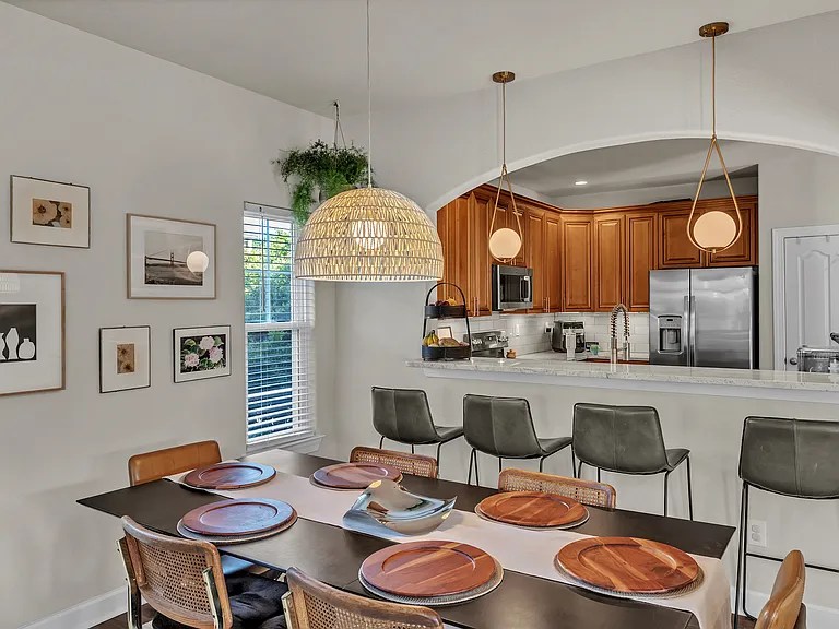 2226 E Berrie Cir — Photo 19